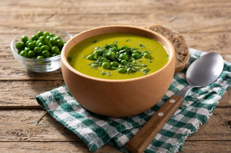 Velouté de petits pois à la menthe